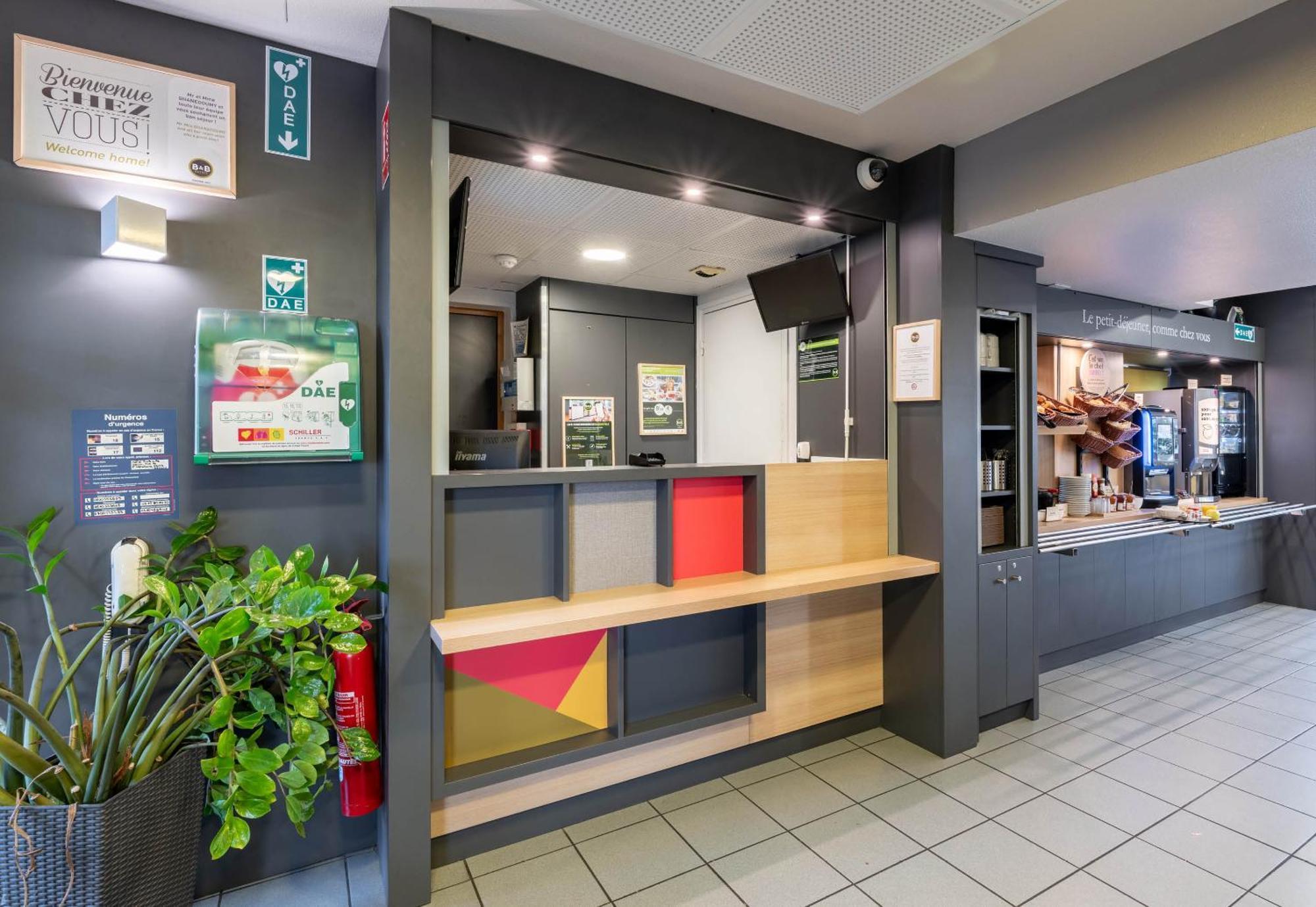 B&B Hotel Lille Seclin Unexpo Экстерьер фото
